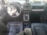 ✅ 2016 Jeep Compass Latitude • VIN: 1C4NJDEB2GD746487 • Lot: 81189465. Wystawiony na Copart z przebiegiem Nie podano. Bezpłatny archiwum sprzedaży aukcyjnych z USA i szczegółowy raport historii pojazdu na DreamBid. Zdjęcie 8.