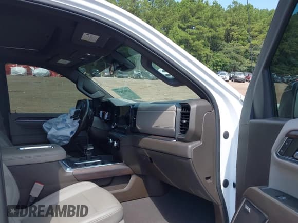 ✅ 2022 GMC Sierra 1500 SLT • VIN: 3GTUUDED6NG610142 • Лот: 42868857. Опубликован ранее на IAAI с пробегом 40 974 миль. Бесплатный доступ к архиву аукционных продаж из США и подробный отчёт об истории автомобиля на DreamBid. Изображение 5.