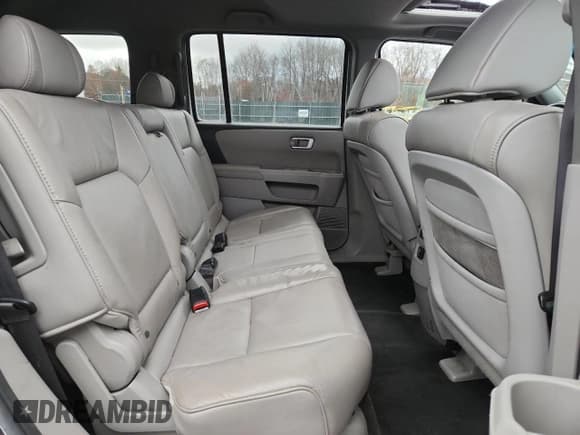 ✅ 2011 Honda Pilot EX-L • VIN: 5FNYF4H53BB049836 • Lot: 91050105. Listed on Copart with 137,401 mi. Free auction sales archive from the USA and detailed vehicle history report at DreamBid. Image 11.