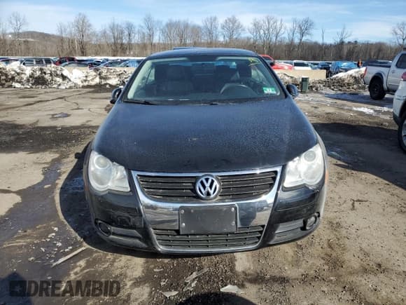 ✅ 2007 Volkswagen Eos • VIN: WVWAA71FX7V024915 • Lot: 45947305. Wystawiony na Copart z przebiegiem 68 955 mil. Bezpłatny archiwum sprzedaży aukcyjnych z USA i szczegółowy raport historii pojazdu na DreamBid. Zdjęcie 5.