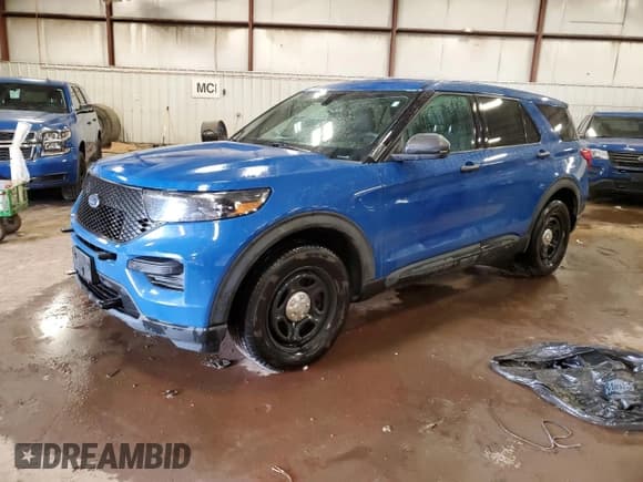 ✅ 2021 Ford Police Interceptor Utility • VIN: 1FM5K8AW4MNA19172 • Lot: 93094925. Wystawiony na Copart z przebiegiem 100 570 mil. Bezpłatny archiwum sprzedaży aukcyjnych z USA i szczegółowy raport historii pojazdu na DreamBid. Zdjęcie 1.