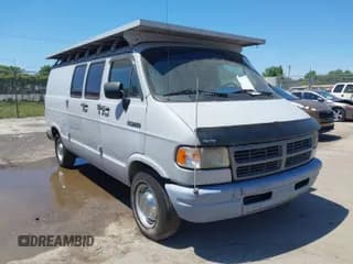 ✅ 1994 Dodge RAM • VIN: 2B7GB11Y2RK151744 • Lot: 42029703. Listed on IAAI with 69,475 mi. Free auction sales archive from the USA and detailed vehicle history report at DreamBid. Image 1.