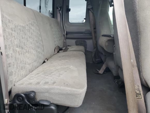 ✅ 2000 Ford F-250 XL • VIN: 1FTNX21S4YED52820 • Lot: 49891195. Listed on Copart with 204,130 mi. Free auction sales archive from the USA and detailed vehicle history report at DreamBid. Image 10.