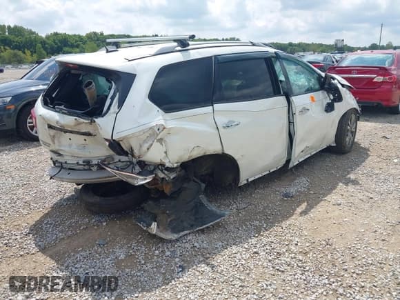 ✅ 2018 Nissan Pathfinder SL • VIN: 5N1DR2MM5JC613405 • Лот: 42971314. Опубликован ранее на IAAI с пробегом 65 079 миль. Бесплатный доступ к архиву аукционных продаж из США и подробный отчёт об истории автомобиля на DreamBid. Изображение 4.