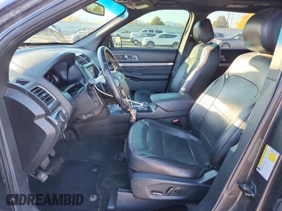 ✅ 2016 Ford Explorer Sport • VIN: 1FM5K8GT7GGC35104 • Lot: 90309255. Wystawiony na Copart z przebiegiem 135 661 mil. Bezpłatny archiwum sprzedaży aukcyjnych z USA i szczegółowy raport historii pojazdu na DreamBid. Zdjęcie 7.