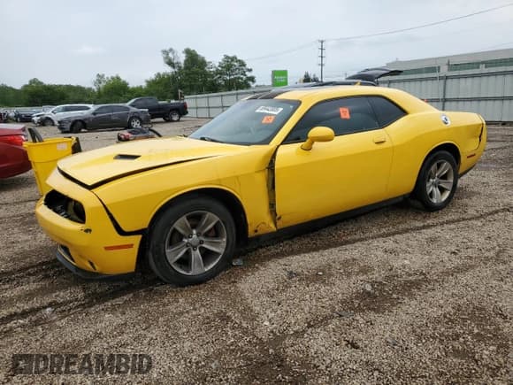 ✅ 2017 Dodge Challenger SXT • VIN: 2C3CDZAG5HH617326 • Lot: 69442005. Wystawiony na Copart z przebiegiem 180 163 mil. Bezpłatny archiwum sprzedaży aukcyjnych z USA i szczegółowy raport historii pojazdu na DreamBid. Zdjęcie 1.