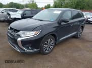 ✅ 2019 Mitsubishi Outlander SE • VIN: JA4AD3A37KZ018331 • Lot: 42354769. Listed on IAAI with 68,480 mi. Free auction sales archive from the USA and detailed vehicle history report at DreamBid. Image 2.