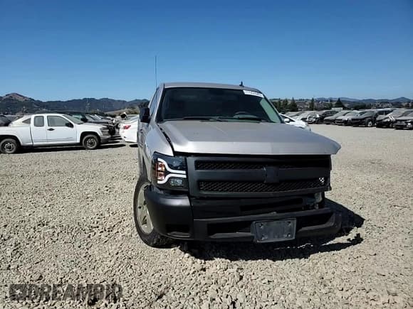 ✅ 2007 Chevrolet Silverado 1500 Work Truck • VIN: 1GCEC14X97Z612357 • Лот: 71553585. Опубликован ранее на Copart с пробегом 182 324 миль. Бесплатный доступ к архиву аукционных продаж из США и подробный отчёт об истории автомобиля на DreamBid. Изображение 14.