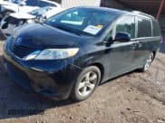✅ 2014 Toyota Sienna LE • VIN: 5TDKK3DC0ES479467 • Лот: 43806212. Опубликован ранее на IAAI с пробегом 151 716 миль. Бесплатный доступ к архиву аукционных продаж из США и подробный отчёт об истории автомобиля на DreamBid. Изображение 2.