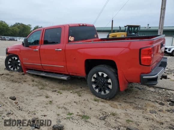 ✅ 2015 Chevrolet Silverado 2500HD LTZ • VIN: 1GC1KWE83FF128027 • Lot: 69744655. Listed on Copart with 181,554 mi. Free auction sales archive from the USA and detailed vehicle history report at DreamBid. Image 2.