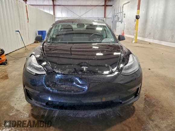 ✅ 2022 Tesla Model 3 • VIN: 5YJ3E1EA5NF370293 • Lot: 94642395. Wystawiony na Copart z przebiegiem 112 890 mil. Bezpłatny archiwum sprzedaży aukcyjnych z USA i szczegółowy raport historii pojazdu na DreamBid. Zdjęcie 5.