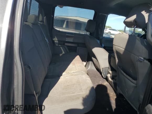 ✅ 2016 Ford F-150 XLT • VIN: 1FTEW1CF7GFC71204 • Lot: 84451585. Wystawiony na Copart z przebiegiem 230 583 mil. Bezpłatny archiwum sprzedaży aukcyjnych z USA i szczegółowy raport historii pojazdu na DreamBid. Zdjęcie 10.