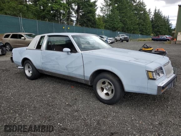 ✅ 1984 Buick Regal Limited • VIN: 1G4AM47A5EH547090 • Lot: 63082845. Listed on Copart with 84,561 mi. Free auction sales archive from the USA and detailed vehicle history report at DreamBid. Image 4.