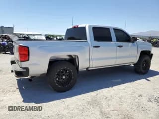 ✅ 2018 Chevrolet Silverado 1500 Custom • VIN: 3GCPCPEC3JG410015 • Лот: 61760294. Опубликован ранее на Copart с пробегом 55 293 миль. Бесплатный доступ к архиву аукционных продаж из США и подробный отчёт об истории автомобиля на DreamBid. Изображение 3.