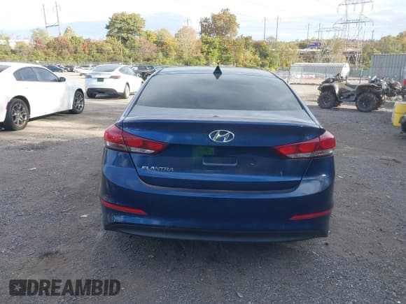 ✅ 2017 Hyundai Elantra Value Edition • VIN: 5NPD84LF0HH176398 • Lot: 43356918. Wystawiony na IAAI z przebiegiem 48 670 mil. Bezpłatny archiwum sprzedaży aukcyjnych z USA i szczegółowy raport historii pojazdu na DreamBid. Zdjęcie 16.