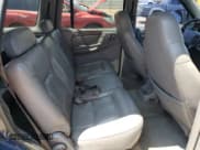 ✅ 2000 Dodge Durango • VIN: 1B4HS28N3YF247995 • Lot: 60335695. Wystawiony na Copart z przebiegiem 245 789 mil. Bezpłatny archiwum sprzedaży aukcyjnych z USA i szczegółowy raport historii pojazdu na DreamBid. Zdjęcie 10.