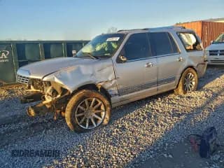 ✅ 2011 Lincoln Navigator • VIN: 5LMJJ2J56BEJ07110 • Lot: 94499715. Listed on Copart with 175,175 mi. Free auction sales archive from the USA and detailed vehicle history report at DreamBid. Image 1.