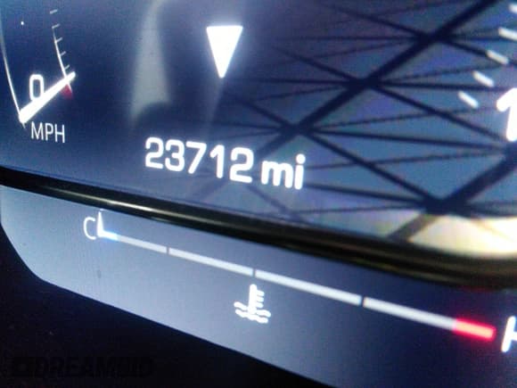 ✅ 2023 GMC Sierra 1500 Denali Ultimate • VIN: 1GTUUHEL2PZ270179 • Лот: 41263065. Опубликован ранее на IAAI с пробегом 23 712 миль. Бесплатный доступ к архиву аукционных продаж из США и подробный отчёт об истории автомобиля на DreamBid. Изображение 15.