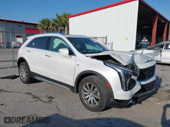 ✅ 2021 Cadillac XT4 FWD Premium Luxury • VIN: 1GYFZCR4XMF080010 • Лот: 42098802. Опубликован ранее на IAAI с пробегом 34 402 миль. Бесплатный доступ к архиву аукционных продаж из США и подробный отчёт об истории автомобиля на DreamBid. Изображение 1.