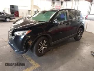 ✅ 2018 Toyota RAV4 LE • VIN: 2T3ZFREV6JW469914 • Лот: 43355924. Опубликован ранее на IAAI с пробегом 150 455 миль. Бесплатный доступ к архиву аукционных продаж из США и подробный отчёт об истории автомобиля на DreamBid. Изображение 2.