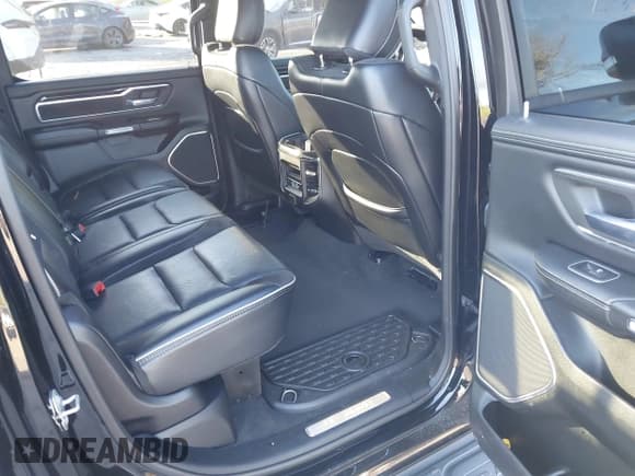 ✅ 2021 Ram 1500 Laramie • VIN: 1C6RREJT5MN544075 • Lot: 43603819. Listed on IAAI with 88,025 mi. Free auction sales archive from the USA and detailed vehicle history report at DreamBid. Image 8.