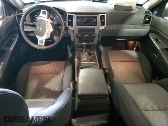 ✅ 2010 Jeep Grand Cherokee Laredo • VIN: 1J4PR4GK5AC160128 • Лот: 90378635. Опубликован ранее на Copart с пробегом 183 471 миль. Бесплатный доступ к архиву аукционных продаж из США и подробный отчёт об истории автомобиля на DreamBid. Изображение 8.