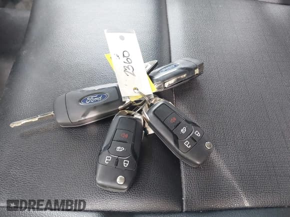 ✅ 2023 Ford Transit Cargo • VIN: 1FTBR1C80PKA42107 • Лот: 42005312. Опубликован ранее на IAAI с пробегом 80 123 миль. Бесплатный доступ к архиву аукционных продаж из США и подробный отчёт об истории автомобиля на DreamBid. Изображение 11.