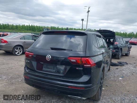 ✅ 2021 Volkswagen Tiguan SE • VIN: 3VV2B7AX4MM111887 • Lot: 42290153. Wystawiony na IAAI z przebiegiem 75 773 mil. Bezpłatny archiwum sprzedaży aukcyjnych z USA i szczegółowy raport historii pojazdu na DreamBid. Zdjęcie 16.