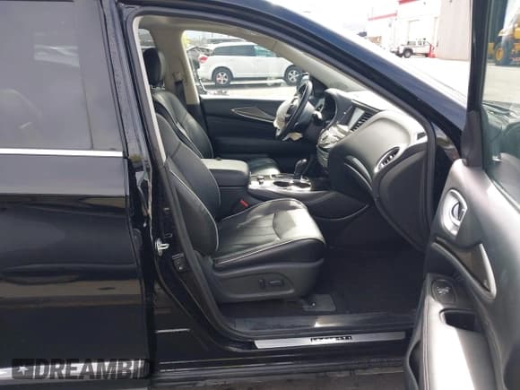 ✅ 2020 Infiniti QX60 Luxe • VIN: 5N1DL0MM8LC521875 • Lot: 43334995. Listed on IAAI with 79,210 mi. Free auction sales archive from the USA and detailed vehicle history report at DreamBid. Image 5.