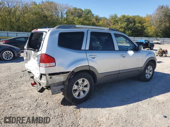✅ 2009 Kia Borrego LX • VIN: KNDJH741895022028 • Lot: 91077095. Listed on Copart with 266,918 mi. Free auction sales archive from the USA and detailed vehicle history report at DreamBid. Image 3.