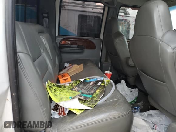 ✅ 2002 Ford F-350 XL • VIN: 1FTWW33F82EB40894 • Lot: 48210575. Listed on Copart with Not provided. Free auction sales archive from the USA and detailed vehicle history report at DreamBid. Image 10.