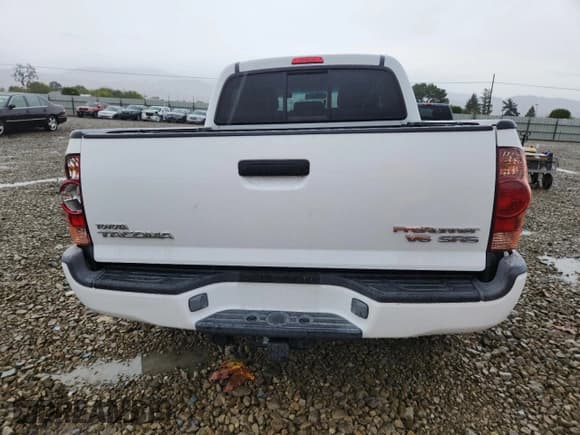 ✅ 2007 Toyota Tacoma PreRunner • VIN: 5TEJU62N57Z375512 • Лот: 92935155. Опубликован ранее на Copart с пробегом 159 531 миль. Бесплатный доступ к архиву аукционных продаж из США и подробный отчёт об истории автомобиля на DreamBid. Изображение 6.