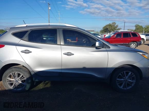 ✅ 2015 Hyundai Tucson SE • VIN: KM8JU3AG0FU045037 • Lot: 43453903. Listed on IAAI with 132,559 mi. Free auction sales archive from the USA and detailed vehicle history report at DreamBid. Image 14.