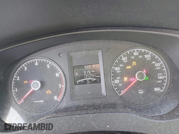 ✅ 2013 Volkswagen Jetta S • VIN: 3VW2K7AJ2DM318141 • Lot: 41686616. Listed on IAAI with 134,294 mi. Free auction sales archive from the USA and detailed vehicle history report at DreamBid. Image 7.