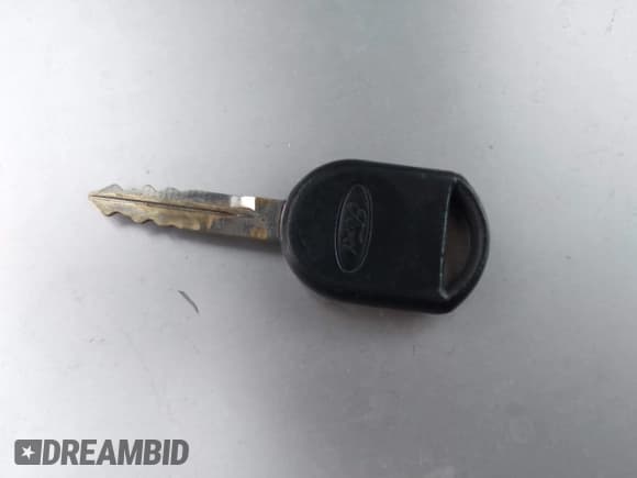 ✅ 2009 Ford Explorer XLT • VIN: 1FMEU73E29UA35599 • Lot: 41481413. Wystawiony na IAAI z przebiegiem 123 528 mil. Bezpłatny archiwum sprzedaży aukcyjnych z USA i szczegółowy raport historii pojazdu na DreamBid. Zdjęcie 11.