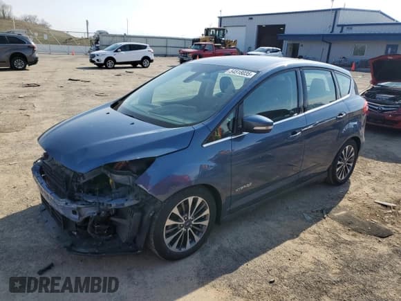 ✅ 2018 Ford C-Max Titanium • VIN: 1FADP5DU3JL101787 • Lot: 54518035. Wystawiony na Copart z przebiegiem 132 895 mil. Bezpłatny archiwum sprzedaży aukcyjnych z USA i szczegółowy raport historii pojazdu na DreamBid. Zdjęcie 1.