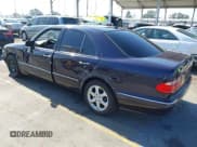 ✅ 2002 Mercedes-Benz E 320 • VIN: WDBJF65J52B402285 • Lot: 43006132. Listed on IAAI with 144,410 mi. Free auction sales archive from the USA and detailed vehicle history report at DreamBid. Image 3.