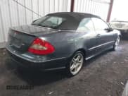 ✅ 2008 Mercedes-Benz CLK 550 • VIN: WDBTK72F38T090688 • Lot: 41854816. Wystawiony na IAAI z przebiegiem 238 342 mil. Bezpłatny archiwum sprzedaży aukcyjnych z USA i szczegółowy raport historii pojazdu na DreamBid. Zdjęcie 4.