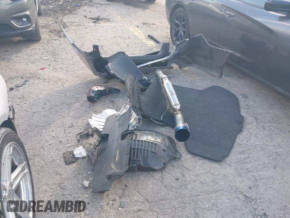 ✅ 2018 Infiniti Q50 Luxe • VIN: JN1EV7AP5JM361782 • Lot: 43777456. Listed on IAAI with 30,887 mi. Free auction sales archive from the USA and detailed vehicle history report at DreamBid. Image 12.