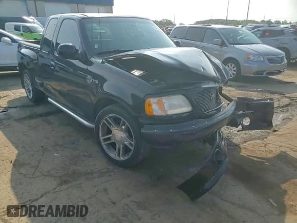 ✅ 2000 Ford F-150 XL • VIN: 2FTRX07L0YCA98549 • Lot: 61469475. Wystawiony na Copart z przebiegiem 67 969 mil. Bezpłatny archiwum sprzedaży aukcyjnych z USA i szczegółowy raport historii pojazdu na DreamBid. Zdjęcie 13.