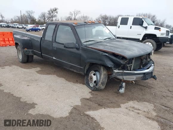 ✅ 1997 Chevrolet Silverado 3500 • VIN: 1GCHC39R8VF017050 • Lot: 41515566. Listed on IAAI with 120,522 mi. Free auction sales archive from the USA and detailed vehicle history report at DreamBid. Image 1.