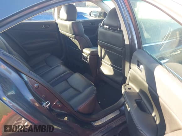 ✅ 2012 Nissan Maxima SV • VIN: 1N4AA5AP2CC866947 • Lot: 43622955. Listed on IAAI with 61,379 mi. Free auction sales archive from the USA and detailed vehicle history report at DreamBid. Image 8.