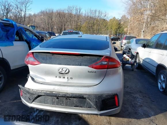 ✅ 2018 Hyundai Ioniq SEL • VIN: KMHC75LC2JU082573 • Lot: 41417248. Wystawiony na IAAI z przebiegiem 86 541 mil. Bezpłatny archiwum sprzedaży aukcyjnych z USA i szczegółowy raport historii pojazdu na DreamBid. Zdjęcie 17.