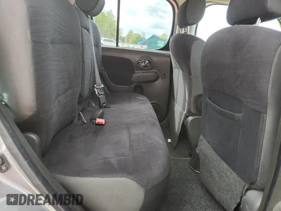 ✅ 2010 Nissan Cube S • VIN: JN8AZ2KR5AT167444 • Lot: 91310245. Listed on Copart with 170,689 mi. Free auction sales archive from the USA and detailed vehicle history report at DreamBid. Image 11.