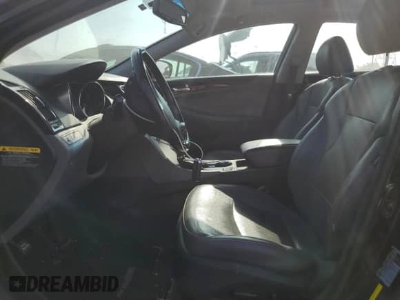 2014 Hyundai Sonata Limited с VIN 5NPEC4AC0EH820375, выставлен на аукционе Copart как лот 86841895 с пробегом 112 794 миль миль и Списание • Salvage title. История ставок и продаж доступна на DreamBid. Изображение 7.