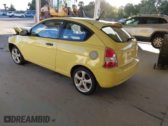 ✅ 2009 Hyundai Accent Auto SE • VIN: KMHCN36CX9U116731 • Лот: 43693051. Опубликован ранее на IAAI с пробегом 128 955 миль. Бесплатный доступ к архиву аукционных продаж из США и подробный отчёт об истории автомобиля на DreamBid. Изображение 3.