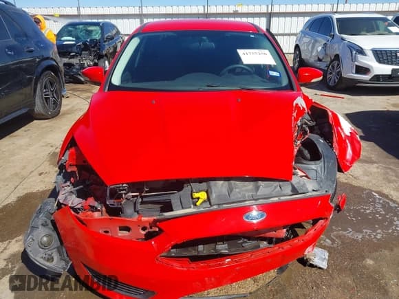 ✅ 2015 Ford Focus SE • VIN: 1FADP3F24FL283927 • Lot: 41755250. Listed on IAAI with Not provided. Free auction sales archive from the USA and detailed vehicle history report at DreamBid. Image 12.