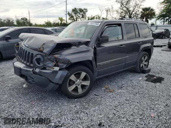 ✅ 2016 Jeep Patriot High Altitude • VIN: 1C4NJPFA7GD527192 • Лот: 70647065. Опубликован ранее на Copart с пробегом 82 740 миль. Бесплатный доступ к архиву аукционных продаж из США и подробный отчёт об истории автомобиля на DreamBid. Изображение 1.