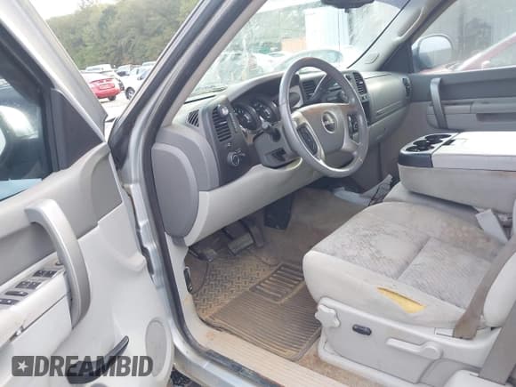 ✅ 2012 GMC Sierra 1500 SLE • VIN: 1GTR1VE06CZ326072 • Лот: 43562331. Опубликован ранее на IAAI с пробегом 196 856 миль. Бесплатный доступ к архиву аукционных продаж из США и подробный отчёт об истории автомобиля на DreamBid. Изображение 5.