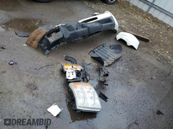 ✅ 2009 Chevrolet Silverado 2500HD LT • VIN: 1GCHK53K89F123515 • Лот: 89904405. Опубликован ранее на Copart с пробегом 193 143 миль. Бесплатный доступ к архиву аукционных продаж из США и подробный отчёт об истории автомобиля на DreamBid. Изображение 12.